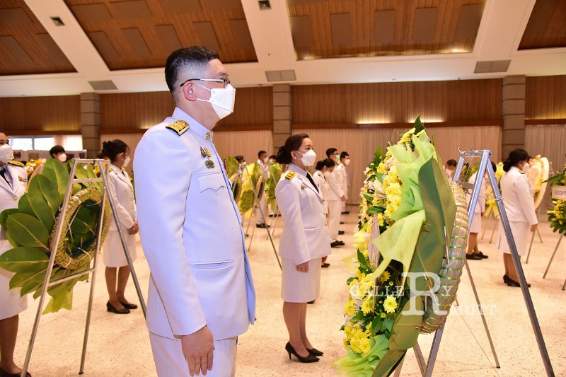 20211013 laying-a-wreath-013.JPG